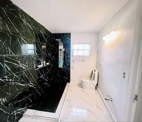 6265 111th Ter, Hialeah FL  33012-2354 exterior