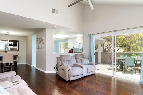 11705 Caminito De Las Missiones, San Diego CA 92128-3343 exterior