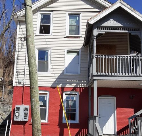 36 French St, Waterbury, CT 06702-1106