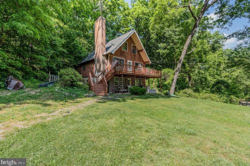2 Forest Trl, Charnita, PA 17320-8148