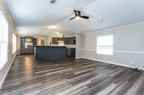 928 Honeysuckle Trl, Midlothian TX  76065-7028 exterior