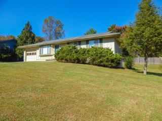 5429 Osage Dr, Knoxville, TN 37921-5157