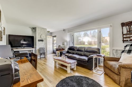 578 Sunrise Ave, Knowles, WI 53048-9529