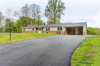 4629 Beaver Ridge Rd, Knoxville, TN 37931-3616