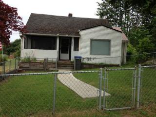 1550 Naval Ave, Bremerton, WA 98312-3038