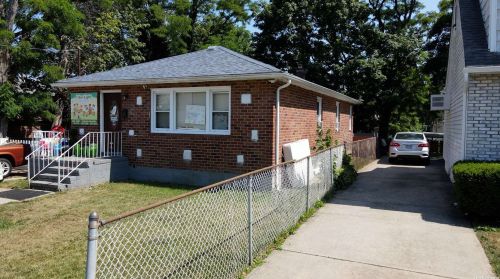 2 Tremont Pl, Roosevelt, NY 11575-1130