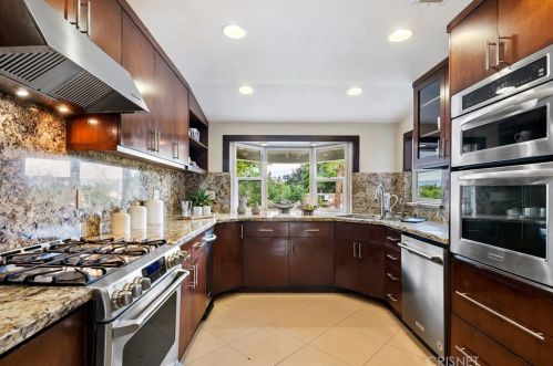 4429 Petit Ave, Van Nuys CA  91436-3211 exterior