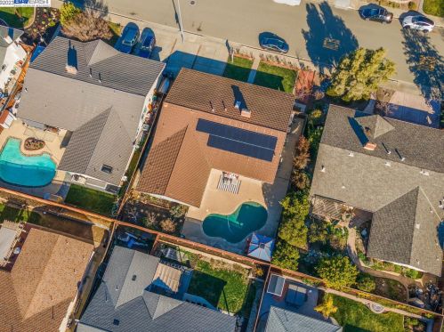 1455 Hudson Way, Livermore CA  94550-5550 exterior