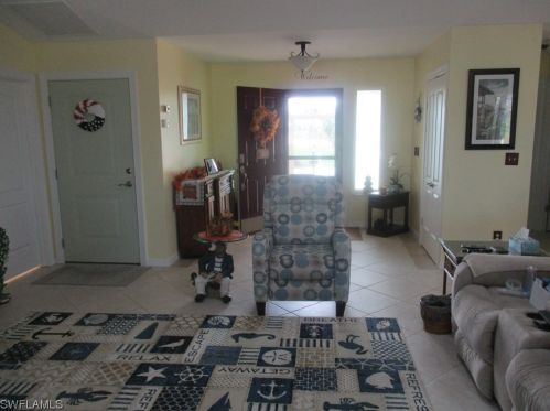4472 Lake Heather Cir, Saint James City, FL 33956-2614