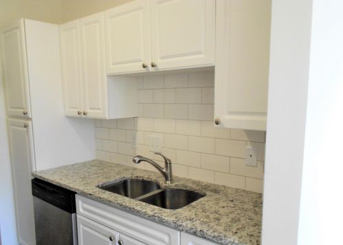 1932 Chatelain Way, Mount Pleasant SC  29464-3272 exterior