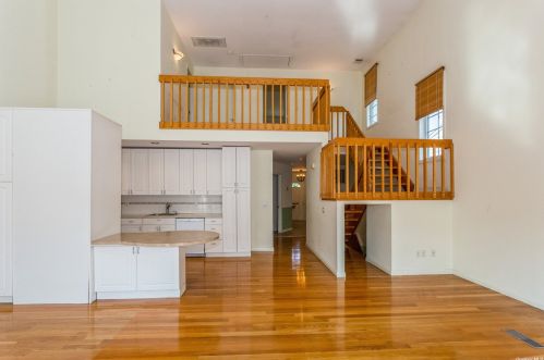505 Longacre Ave, Woodsburgh NY  11598-2307 exterior