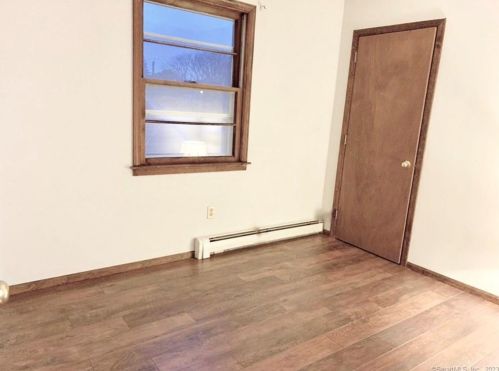 185 Shell St, Bridgeport CT  06605-2725 exterior