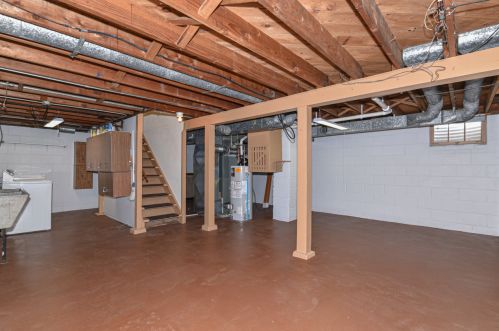 7119 Beloit Rd, Milwaukee WI 53219-1963 exterior