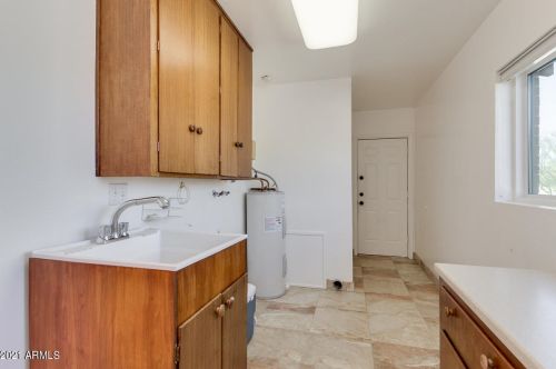 45316 20th St, Phoenix AZ 85087-6562 exterior