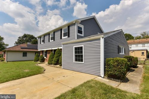 29 Maplewick Ln, Willingboro NJ  08046-2904 exterior