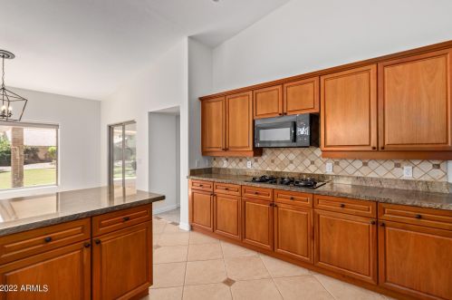 4063 Fairfield St, Mesa, AZ 85205-5007