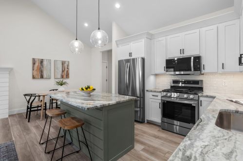 513 5th Ave, Bridgeville PA  15017-1337 exterior