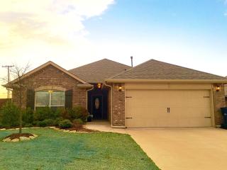 2905 Busheywood Dr, Yukon, OK 73099-9632