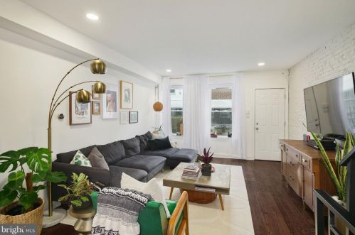 1228 Bucknell St, Philadelphia PA  19146-4135 exterior