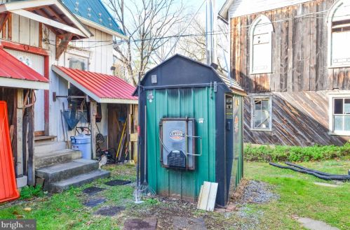 3850 Frst Inn Rd, Palmerton PA  18071-5851 exterior