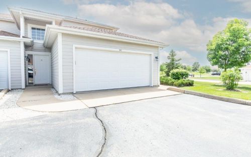 10311 66th Ave, Kenosha, WI 53158-3349