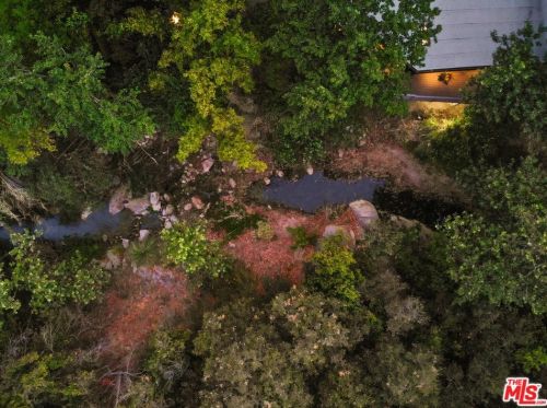 204 Topanga Canyon Blvd, Topanga CA  90290-3837 exterior