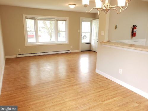 305 Blackfoot Trl, Browns Mills NJ  08015-6213 exterior