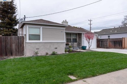 15013 Endicott St, San Leandro, CA 94579-1709
