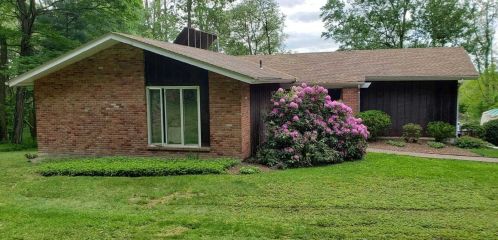 152 Gretna Woods Rd, Pleasant Valley, NY 12569-6966