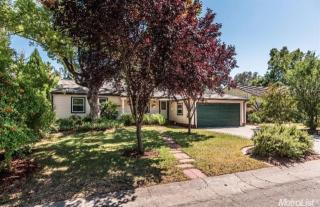 3712 Thornwood Dr, Sacramento, CA 95821-3754