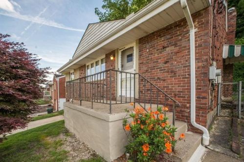 4974 Doyle Rd, Pittsburgh, PA 15227-3606