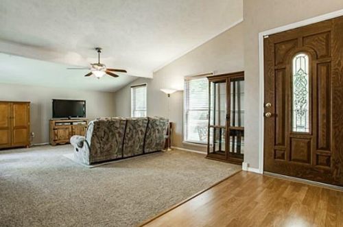 1105 Mossvine Dr, Plano TX  75023-4926 exterior