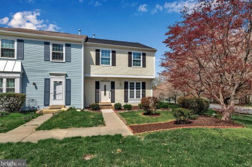 12260 Dapple Gray Ct, Woodbridge, VA 22192-6213