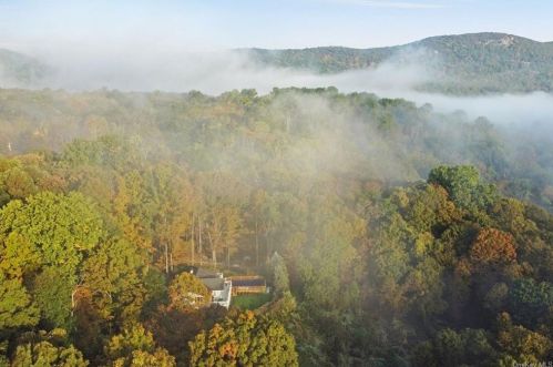 14 Ginger Pl, Nelsonville, NY 10516-4025