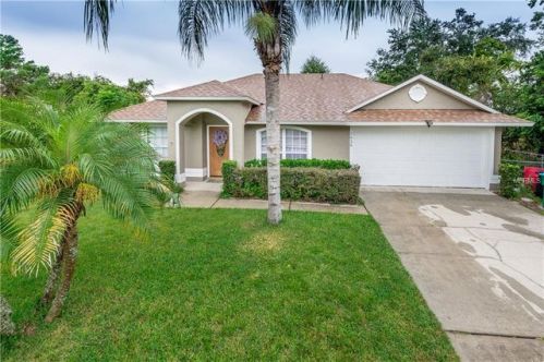 2636 Academy Ave, Deltona, FL 32738-2562