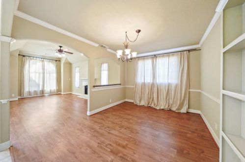 18202 Walden Forest Dr, Humble, TX 77346-6021
