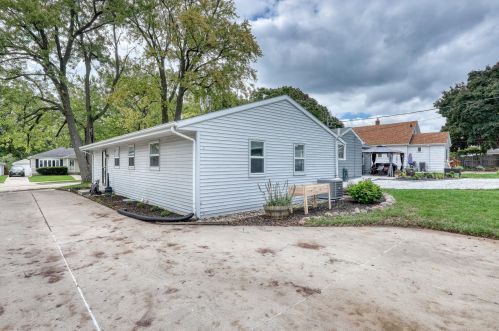 808 Michigan Ave, Waukesha WI  53188-3038 exterior