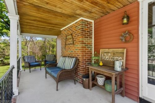 199 Old Turnpike Rd, Port Murray, NJ 07865-3221