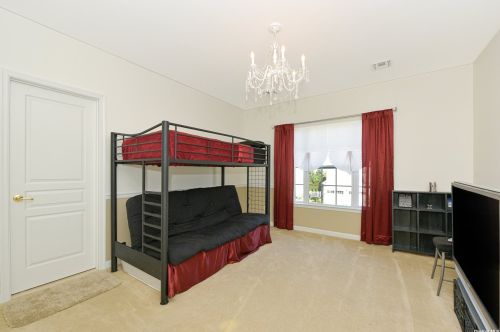 50 Pinehurst Dr, Mount Sinai NY  11766-3421 exterior