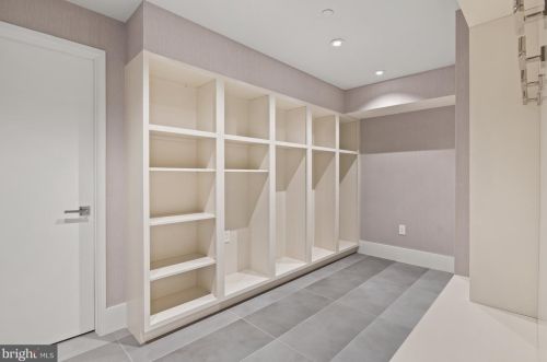 2838 Chesterfield Pl, Washington DC  20008-1015 exterior