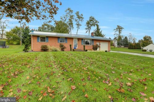 9999 Mccreary Rd, Lees Cross Roads, PA 17257-9220