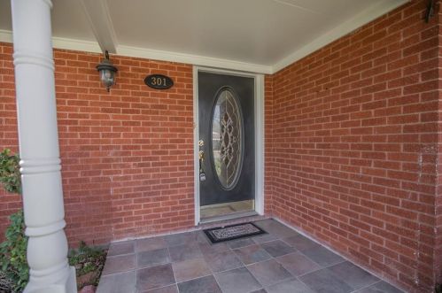301 Summit St, Borden, TX 78962-1521