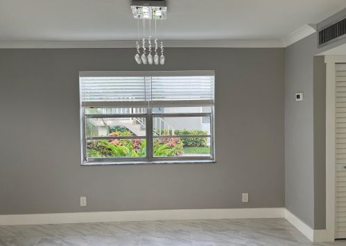 153 Normandy D, Delray Beach FL  33484-4754 exterior