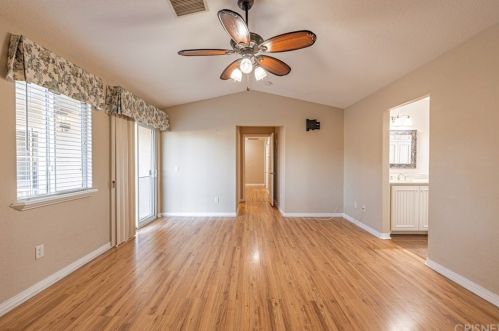 42522 15 St, Lancaster CA 93534-6212 exterior