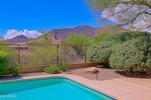 6860 Amber Sun Dr, Scottsdale AZ 85266-7034 exterior