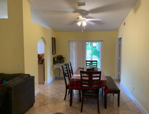 1726 Alberca Ln, Fort Pierce, FL 34953-1683