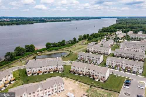 119 Nathan Dr, Riverton NJ  08077 exterior