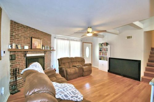 1221 Edgewater Dr, Lakeland FL  33805-4700 exterior