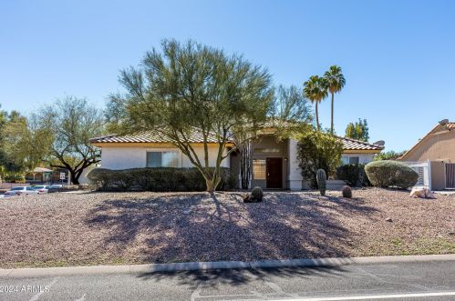 17149 El Pueblo Blvd, Scottsdale AZ  85268-2628 exterior