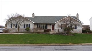 810 Suellen Dr, Reading, PA 19605-3202
